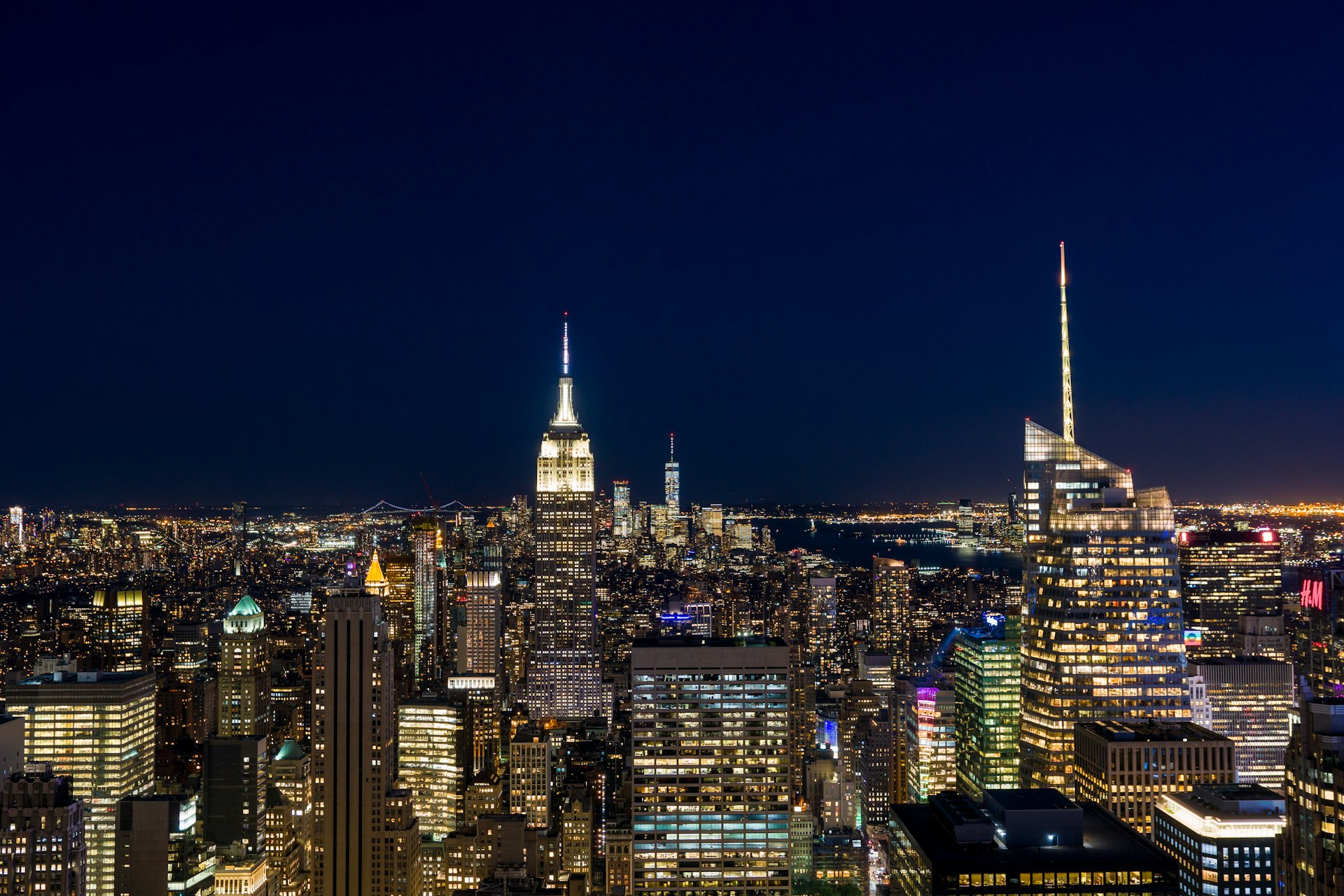 Midtown Manhattan, 9:40 pm